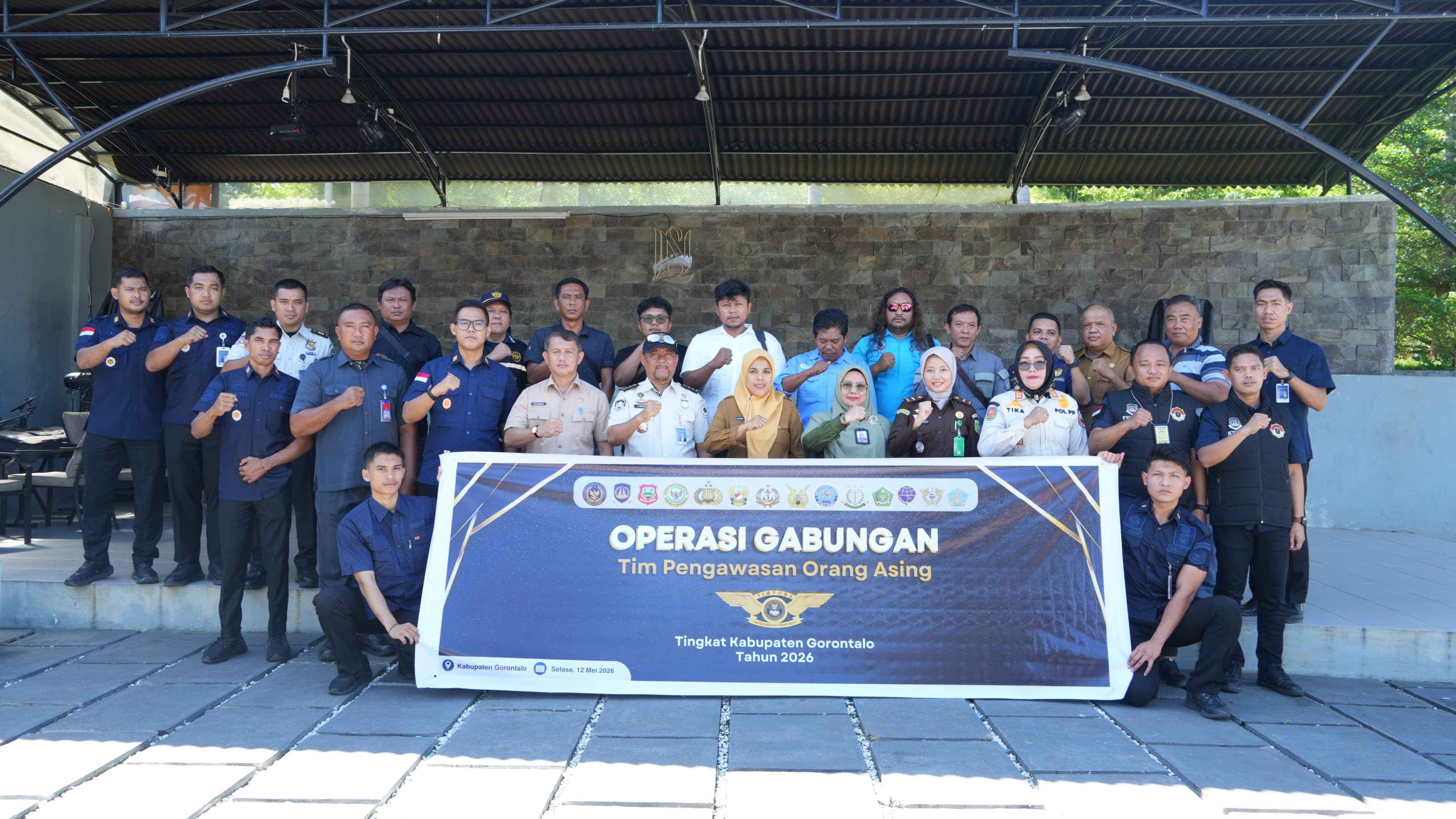 eb12626d-1546-4bb3-87d4-f84f2f5383bc.jpg