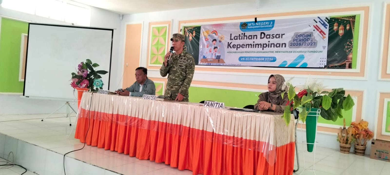 Latih Calon Pemimpin Muda, Koramil 1315-01/Telaga Berikan Materi Kepemimpinan dan Bela Negara kepada Pelajar