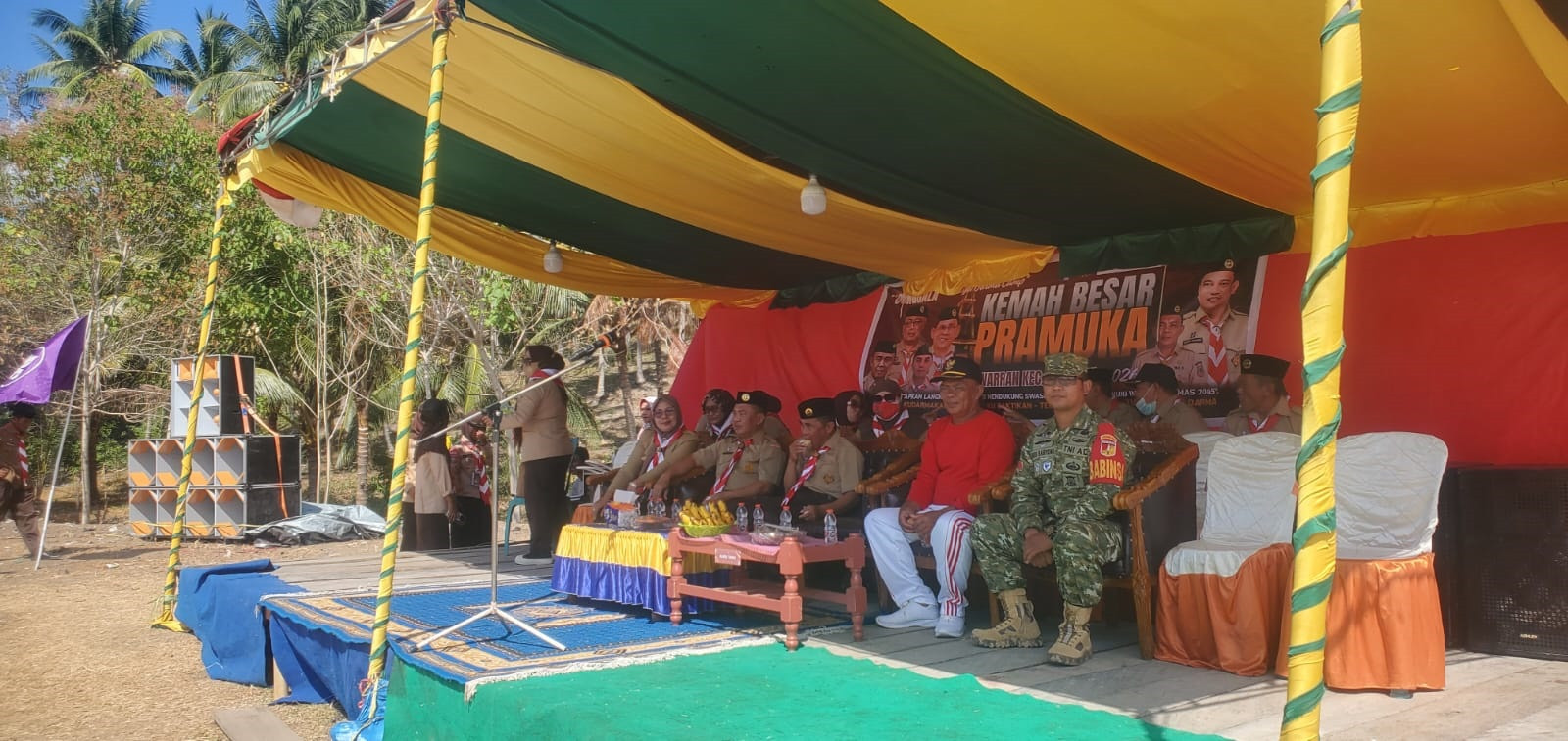 Peringatan Hari Pramuka Di Batudaa, Anggota Koramil 1315-03/Tabongo Dukung Pembinaan Generasi Muda Melalui Pramuka